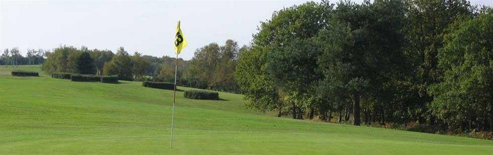 Hotel Du Golf De Clécy Eksteriør bilde